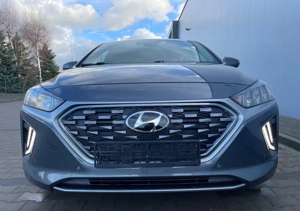 hyundai Hyundai IONIQ cena 75700 przebieg: 49000, rok produkcji 2020 z Września